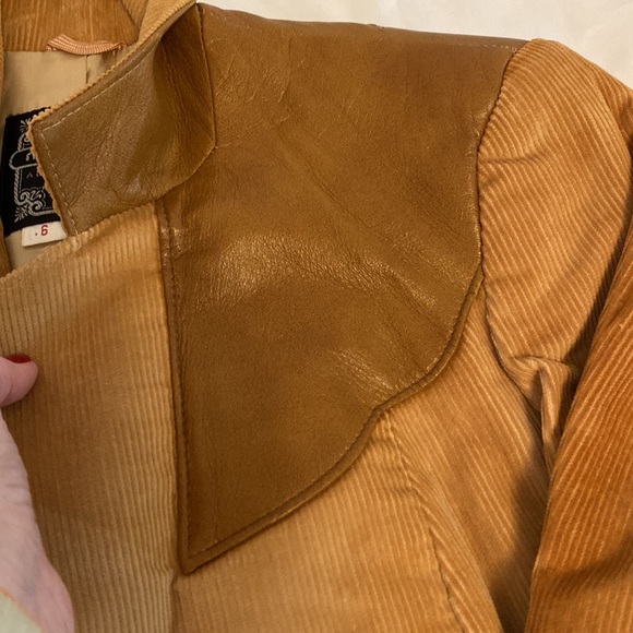 Vintage Ms. Pioneer Corduroy and Leather Jacket. - Picture 11 of 11